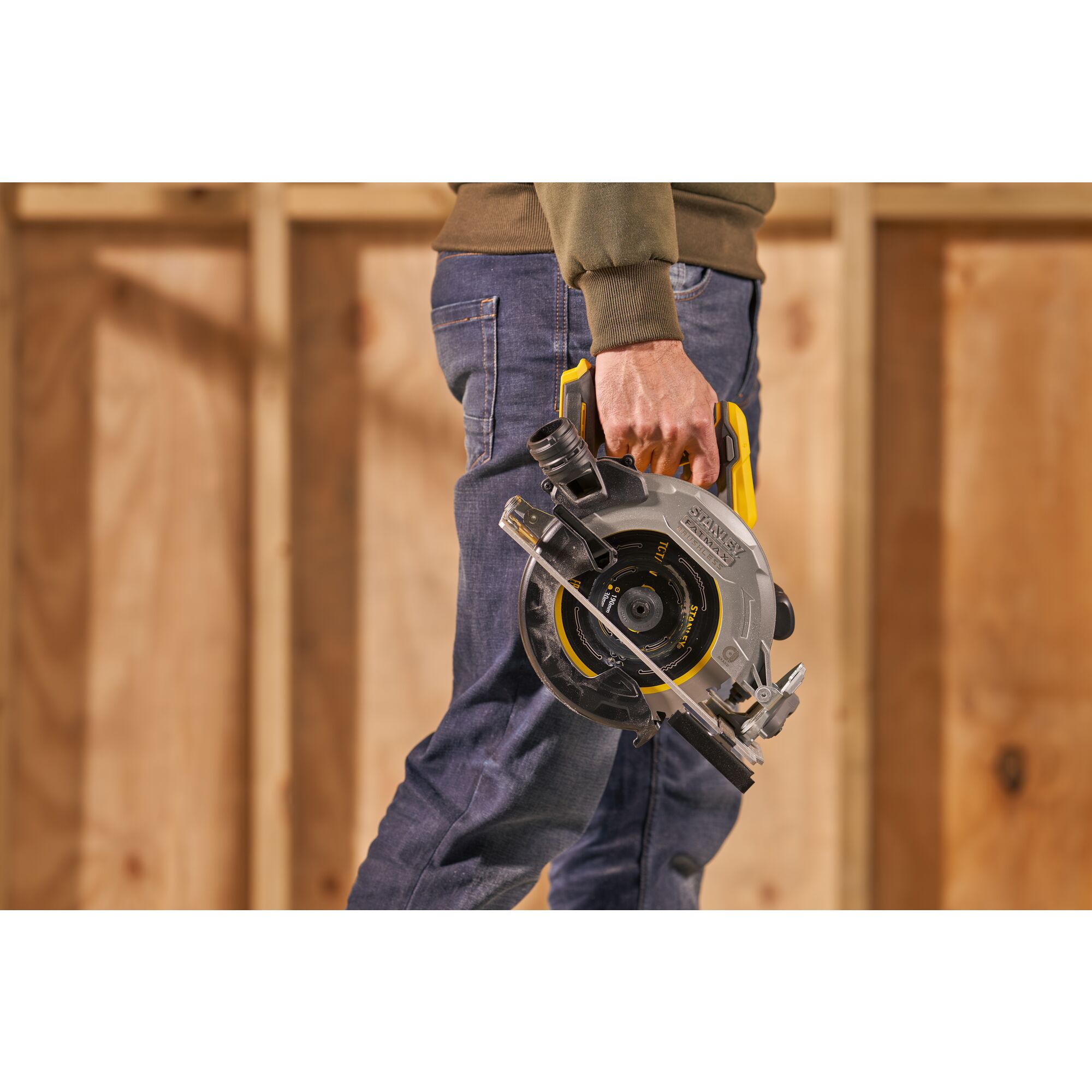 18V STANLEY FATMAX V20 Brushless Circular Saw STANLEY